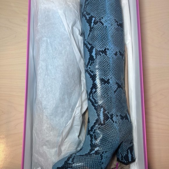 Paris Hilton Shoes - Paris Hilton Paris Texas Blue Python Boots Sz 36 Sz 6 US New with Box